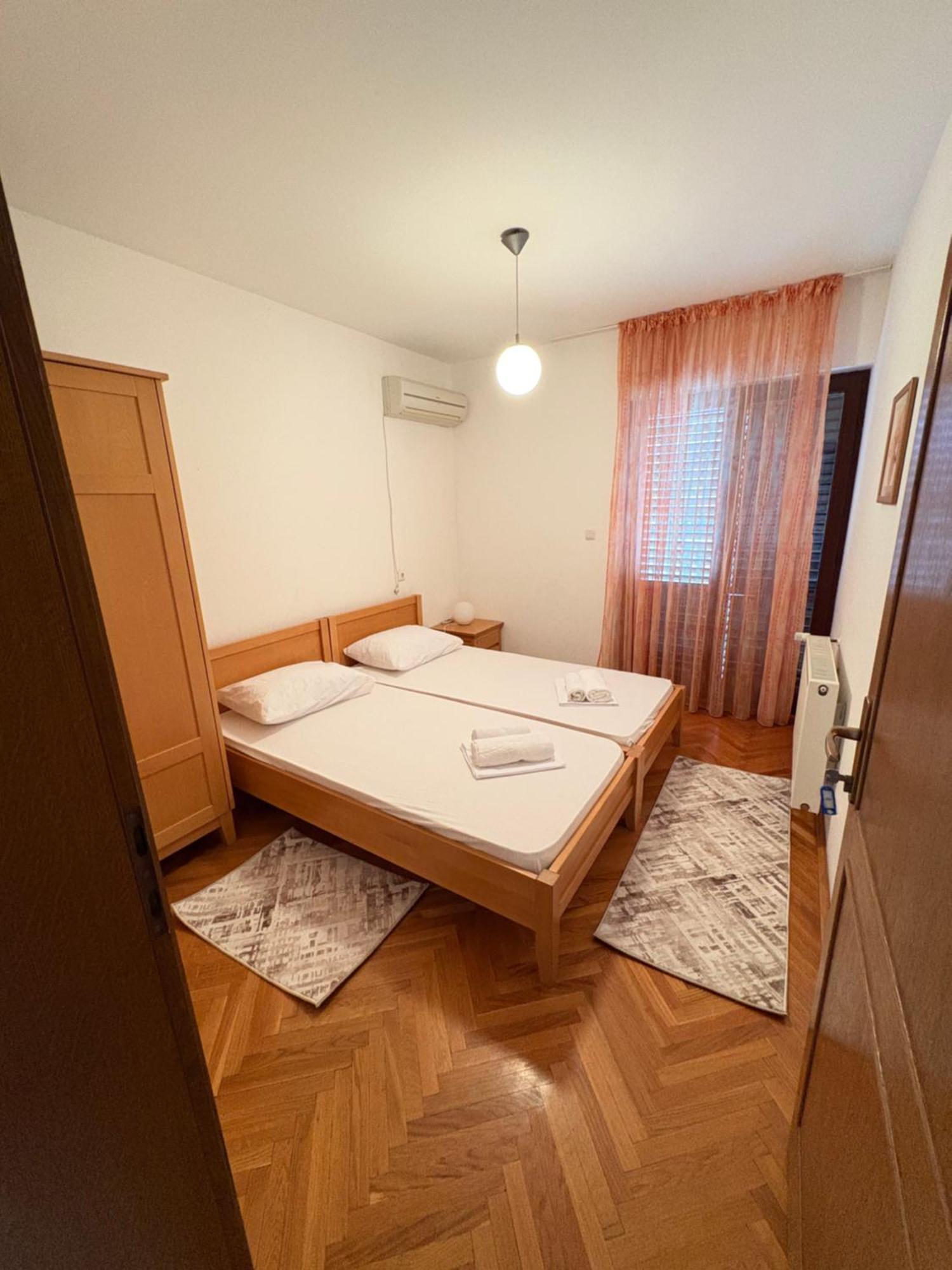 Nikolic Lägenhet Budva